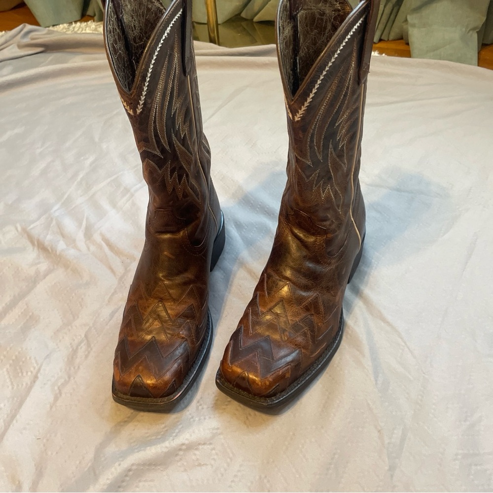 Women’s Ariat Chevron Brown Western Boots 7B